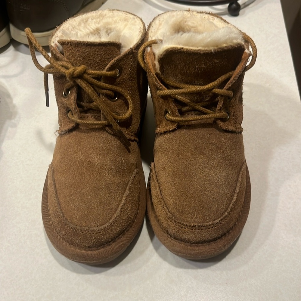 Lamo boots